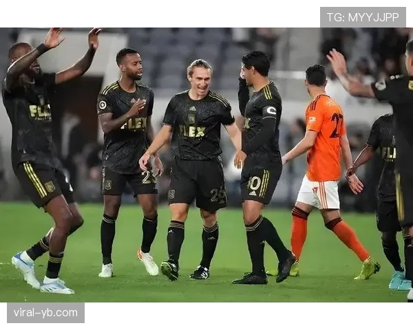 洛杉矶足球俱乐部近期状态稳健，阵容磨合提升联赛表现